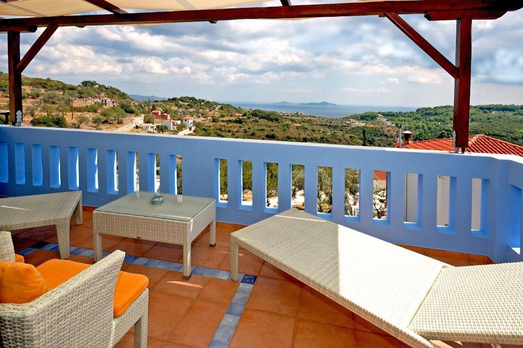Old Village Alonnisos Town Exterior photo